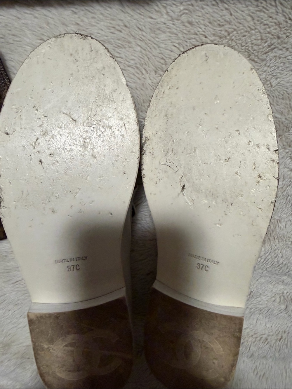 CHANEL White Quilted Leather Loafers with Gold CC Chain&Pearl Trim
Like new. - Picture 8 of 15